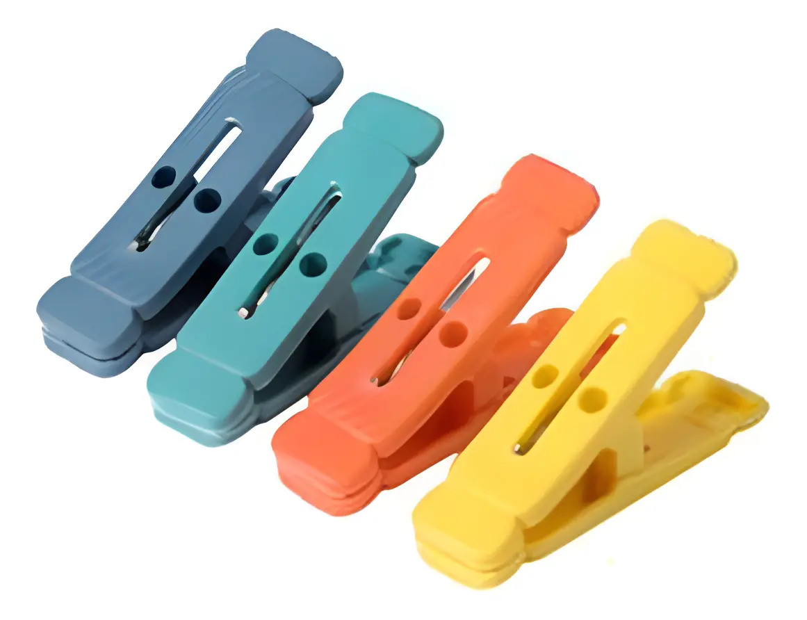 Palillos De Plástico Carac 16 Unidades Lisos 017-8